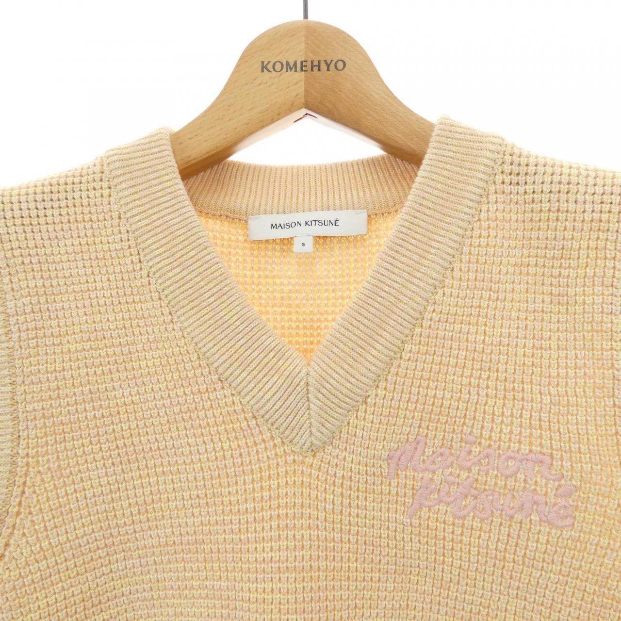 メゾンキツネ MAISON KITSUNE MW00813KT1108 ベスト