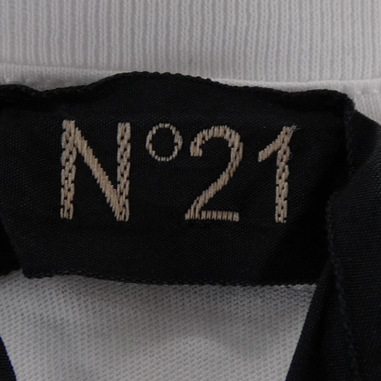 ヌメロヴェントゥーノ N°21 Tシャツ