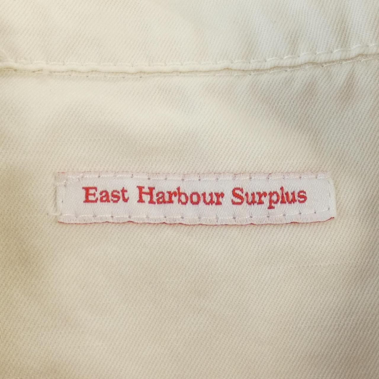 EAST HARBOUR SURPLUS外套