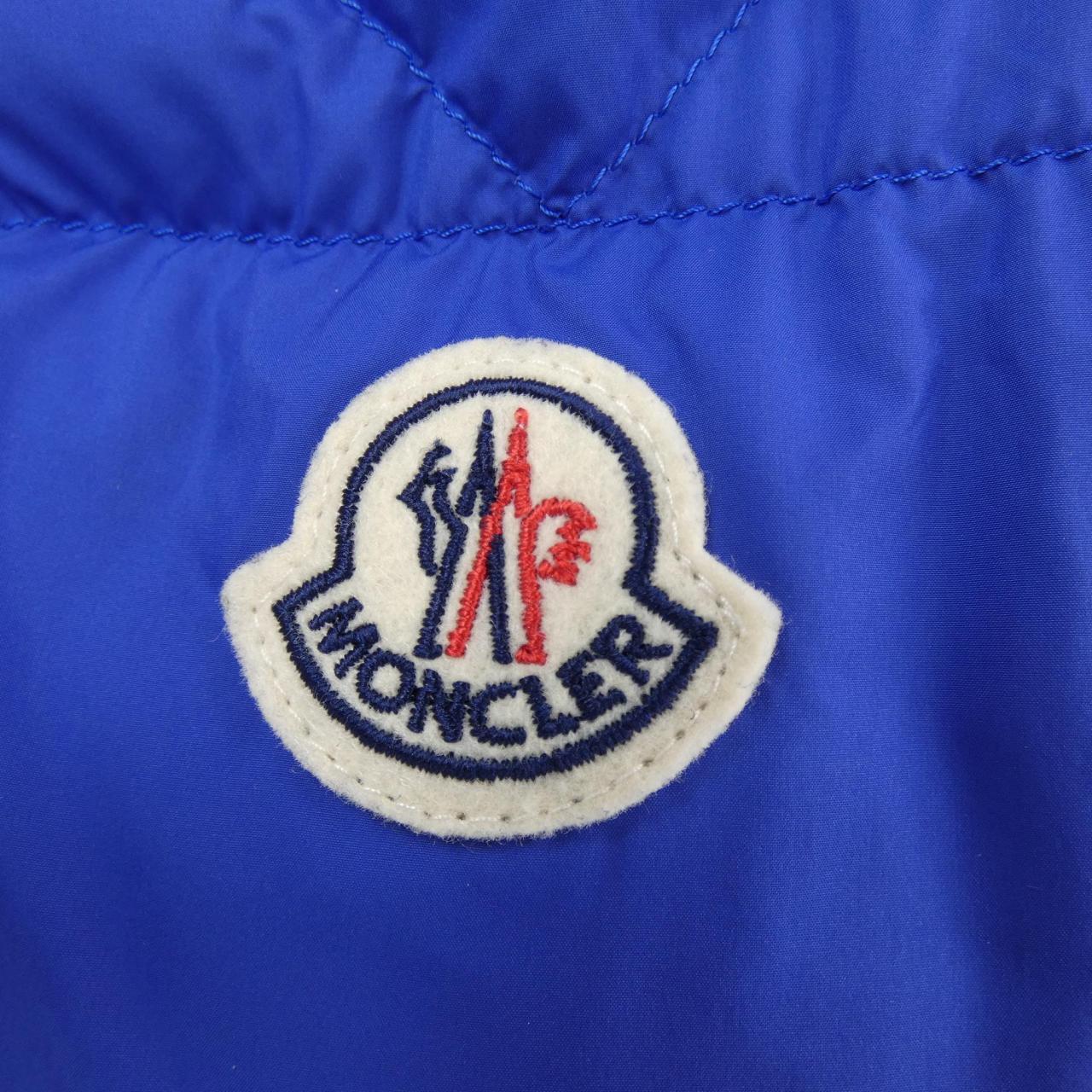 モンクレール MONCLER ダウンジャケット