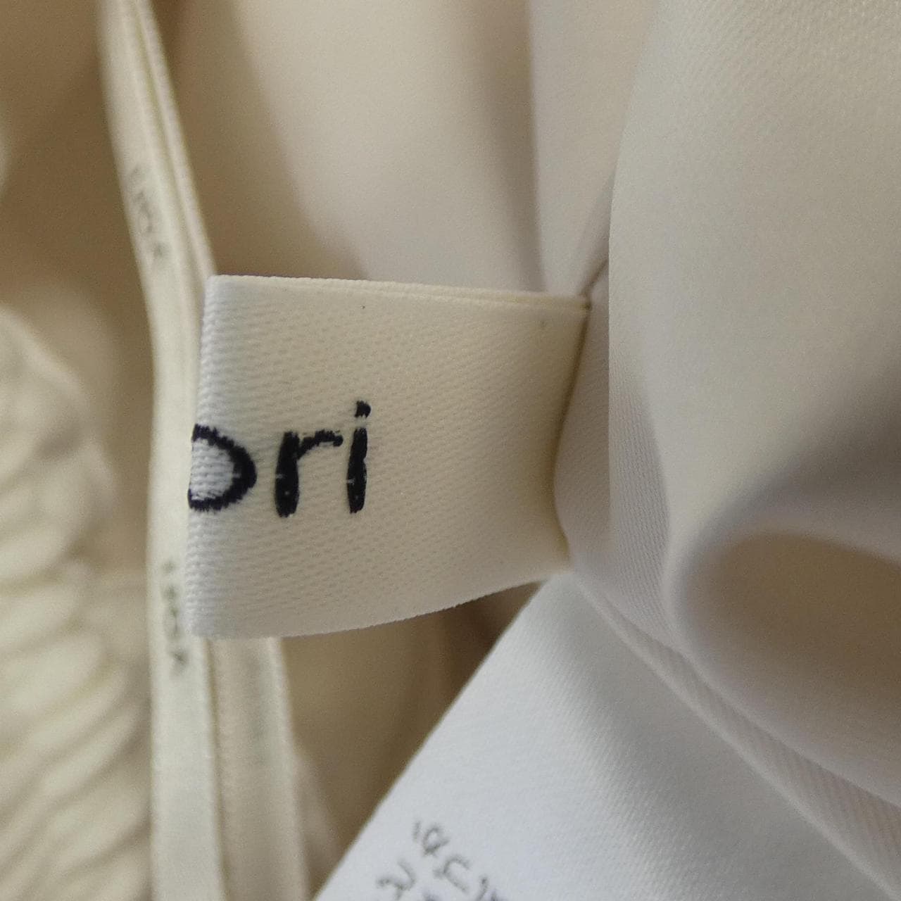 ヨリ yori パンツ