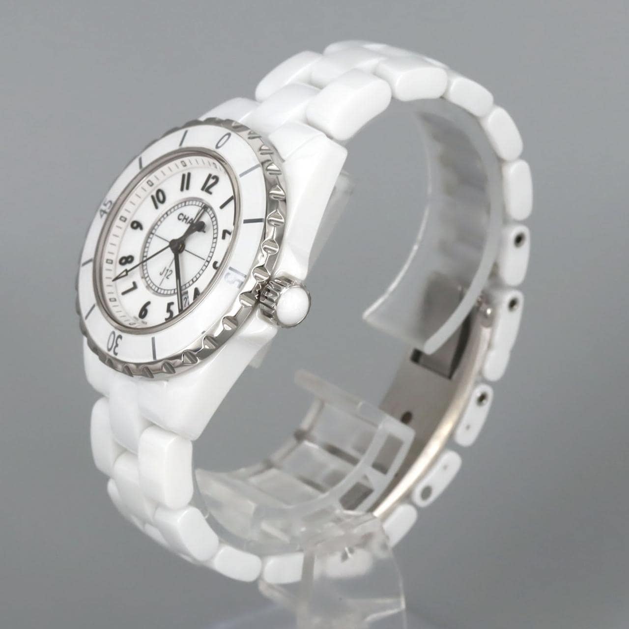 シャネル J12 33mmセラミック H0968 セラミック クォーツ