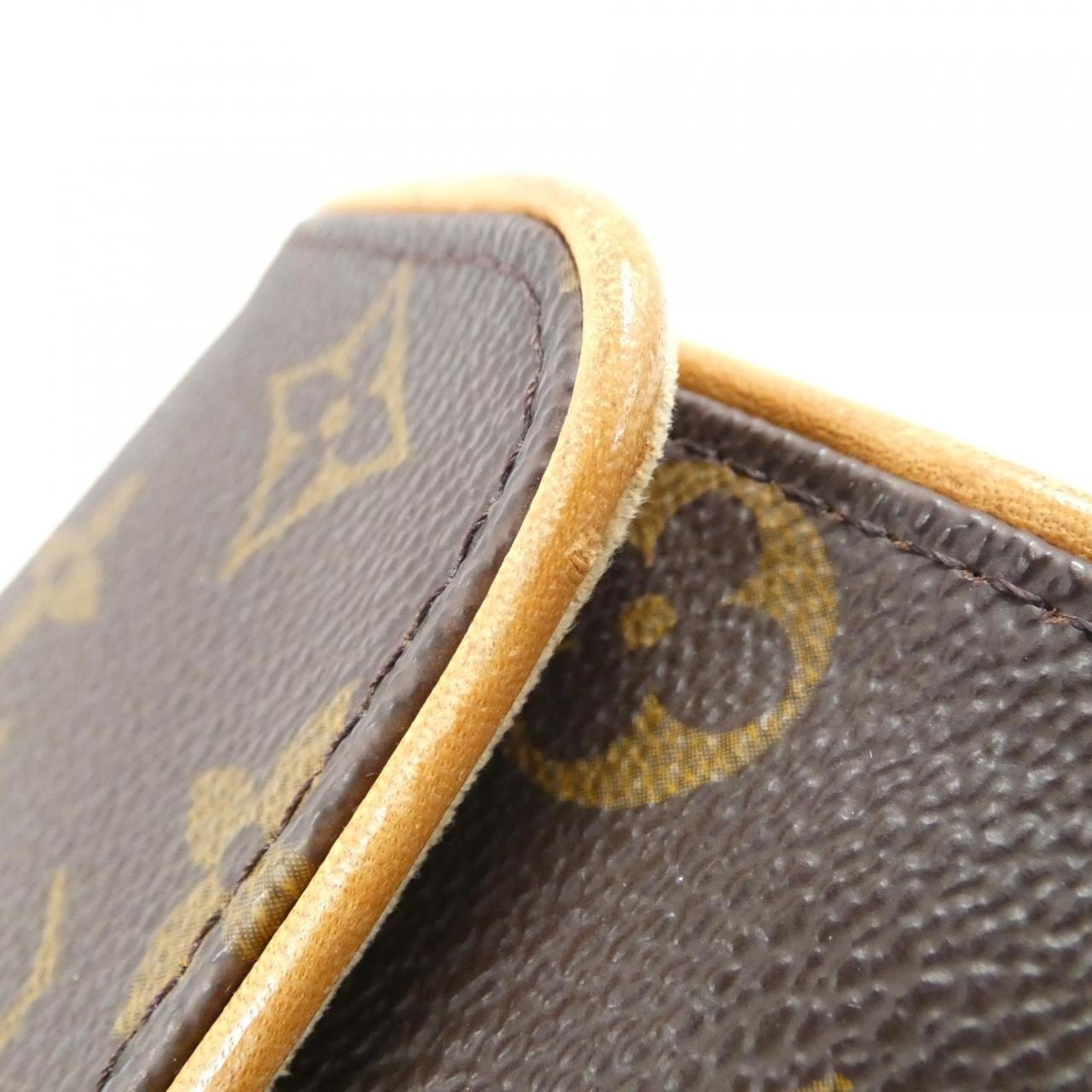 Louis vuitton monogram pochette best sale twin pm