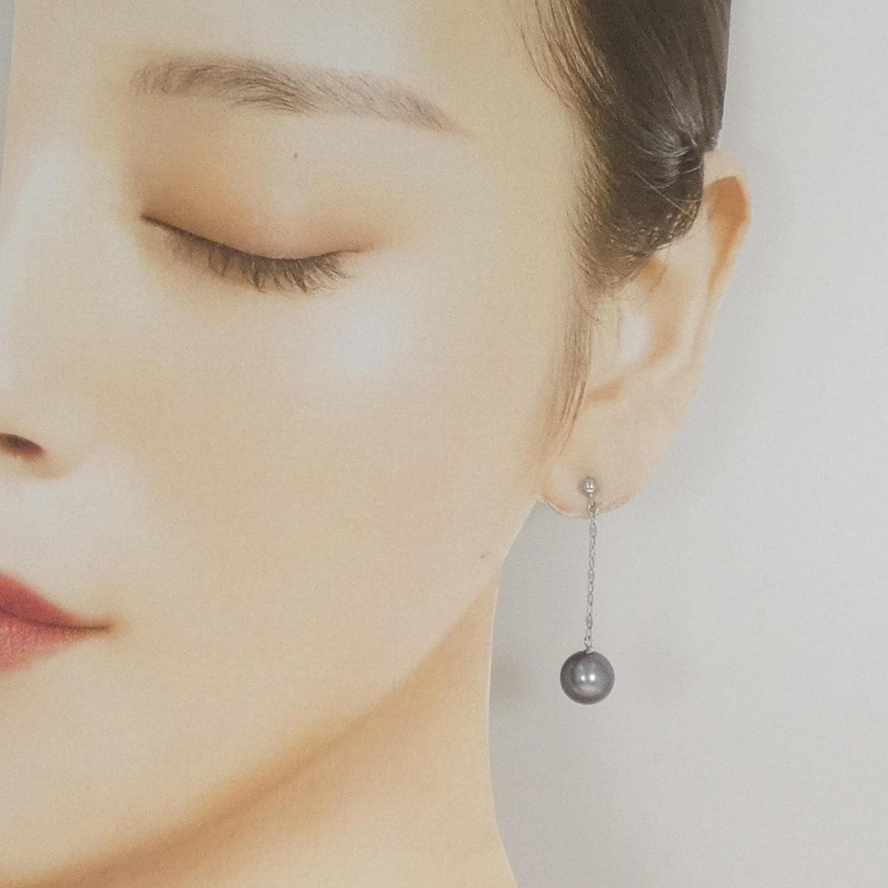 K18WG 黒蝶パール ピアス 9.3mm