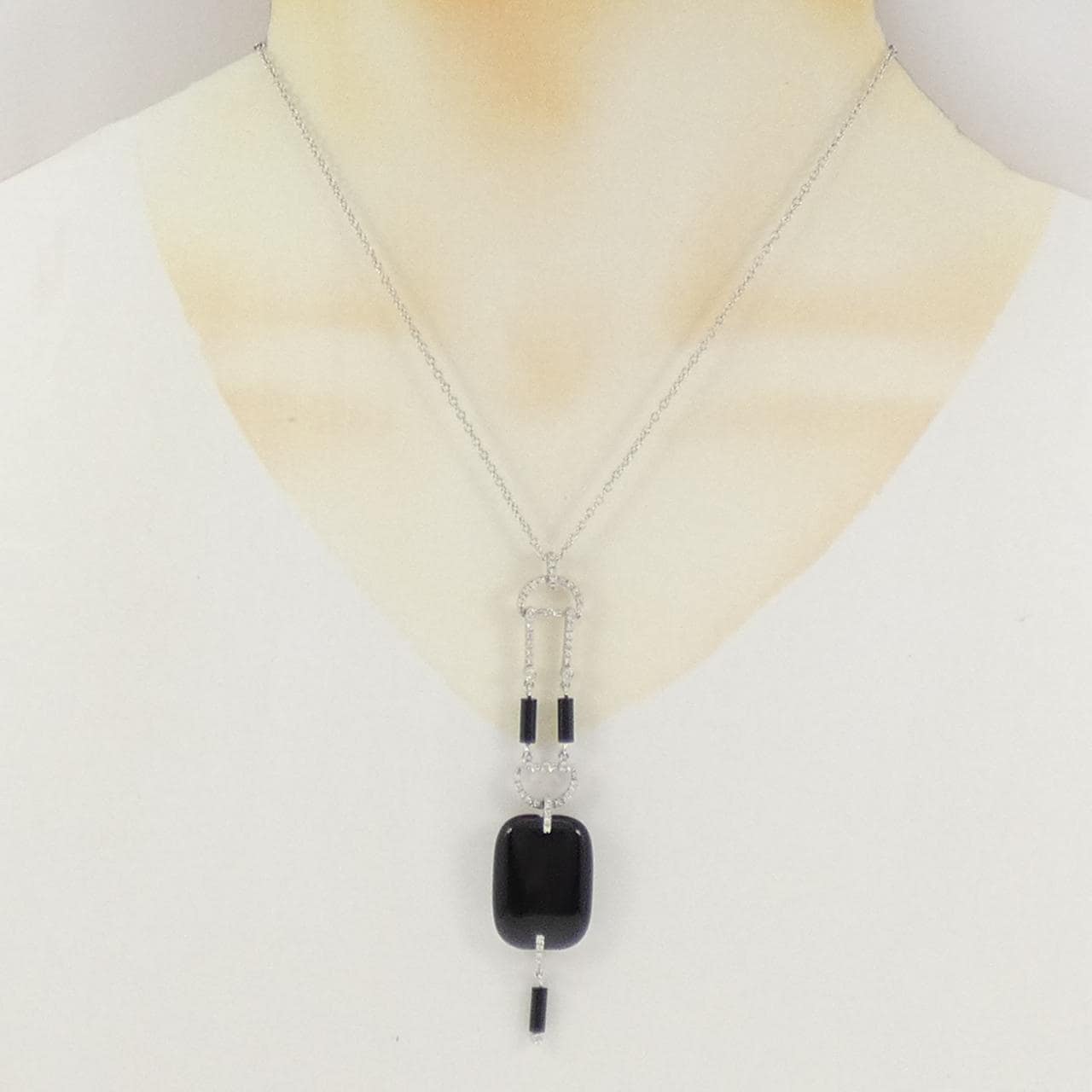 750WG カラーストーン ネックレス