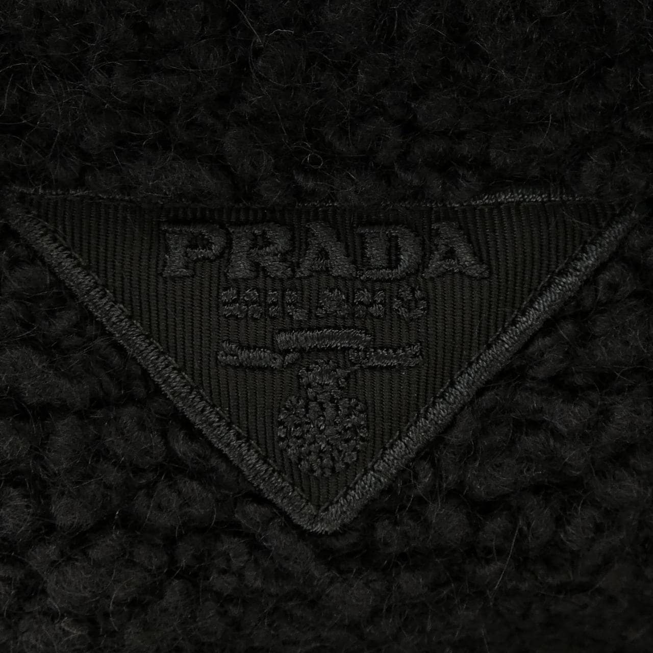プラダ PRADA ブークレモヘア P25L98 S232 13CS カーディガン