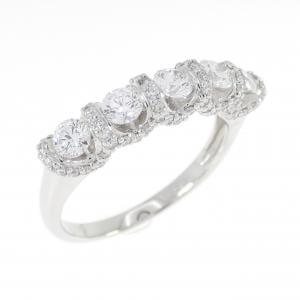 ジーエスティービー ダイヤモンド リング 0.70CT