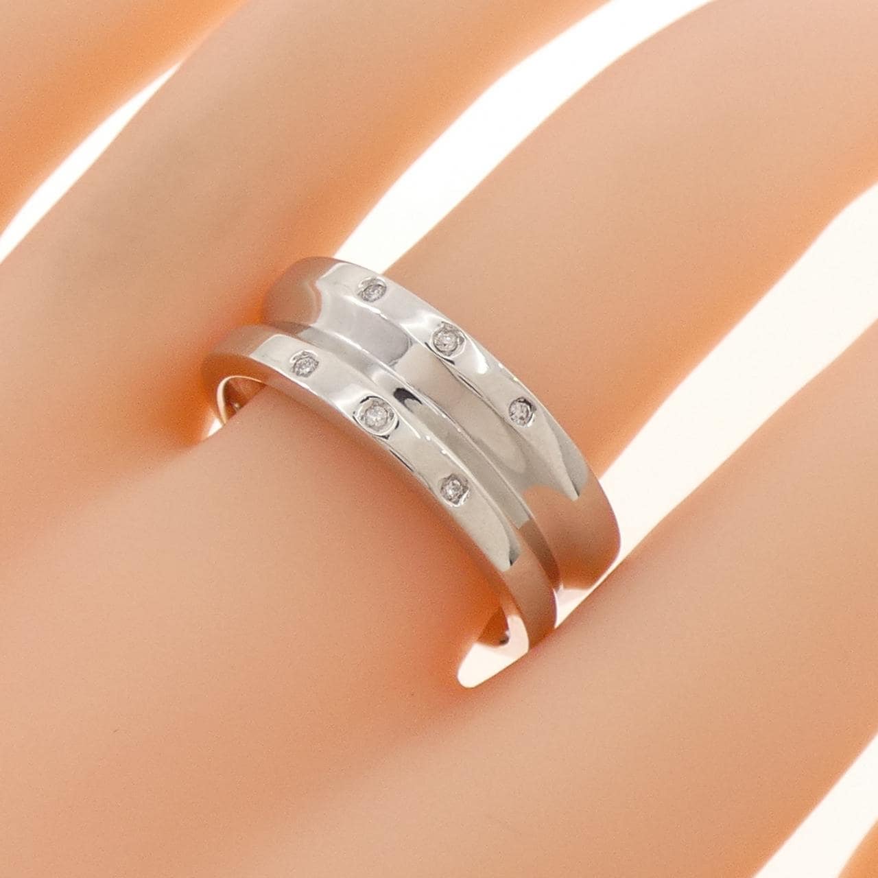 【新品】PT900 ダイヤモンド リング 0.04CT