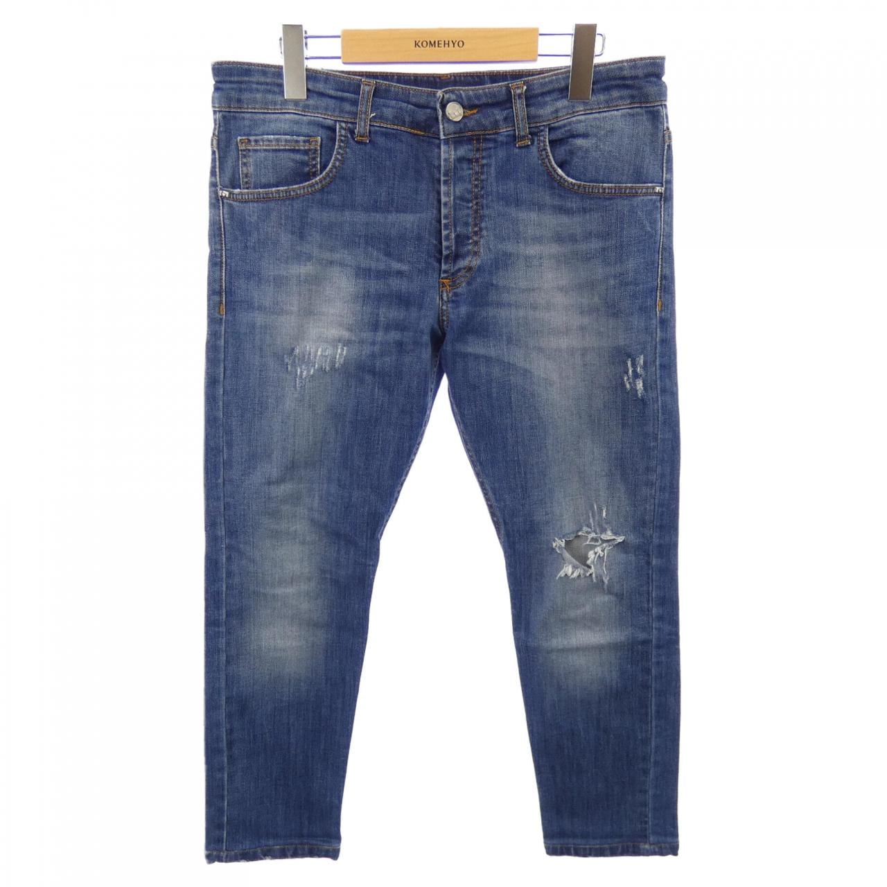 アントレアミ ENTRE AMIS ジーンズ