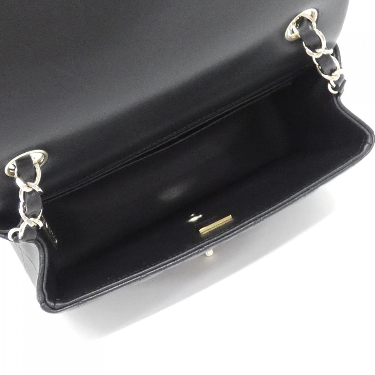 【未使用品】シャネル 69900 ショルダーバッグ