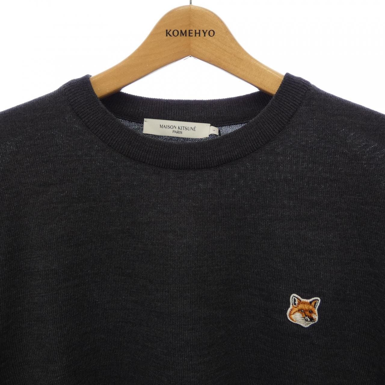 メゾンキツネ MAISON KITSUNE FM00528KT1036 ニット
