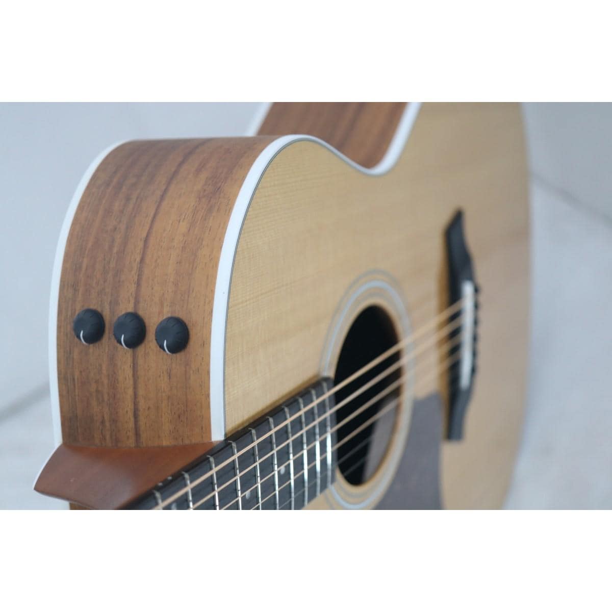 ＴＡＹＬＯＲ ２１４ＣＥ－ＫＯＡ／ＬＨ