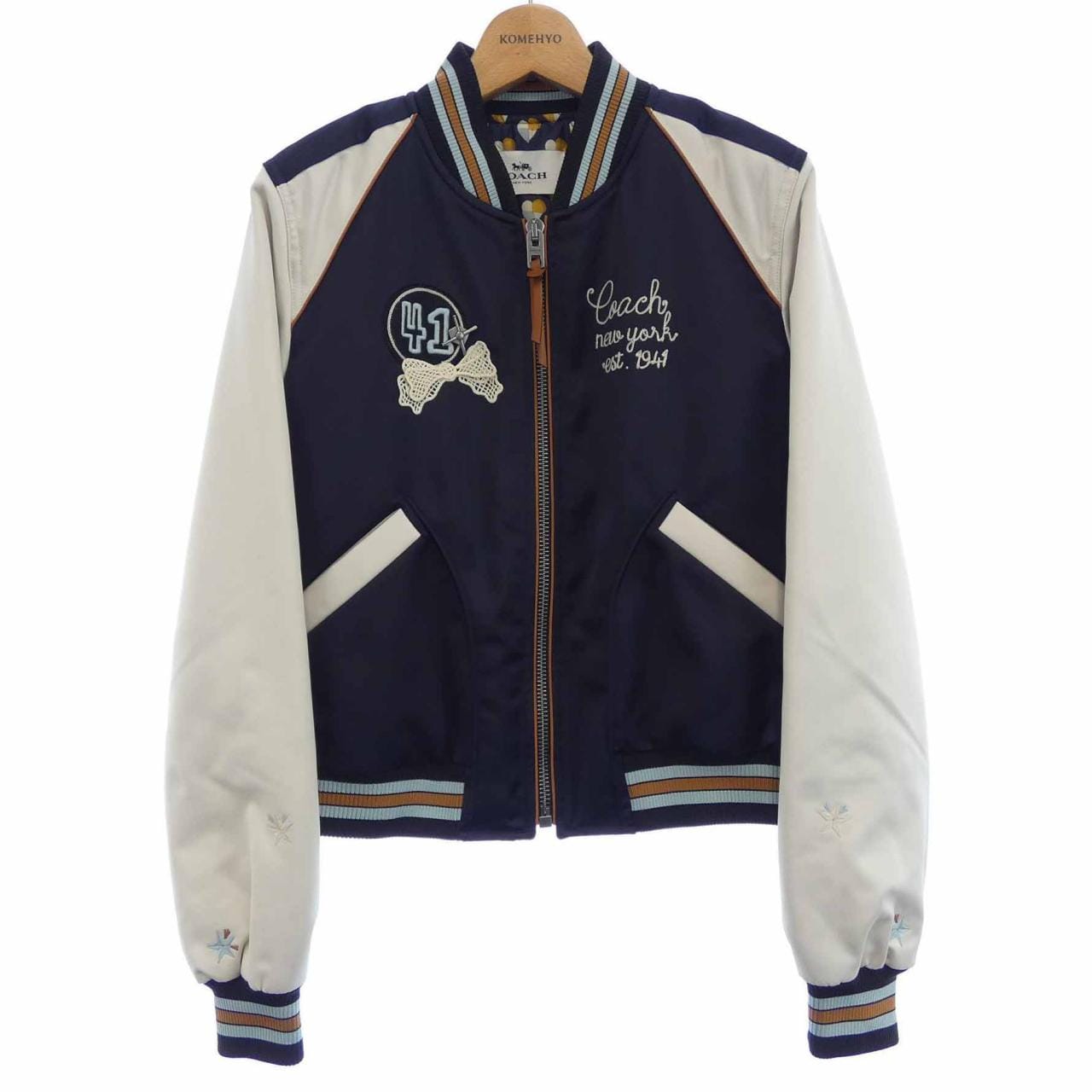 コーチ COACH F26116 スタジャン