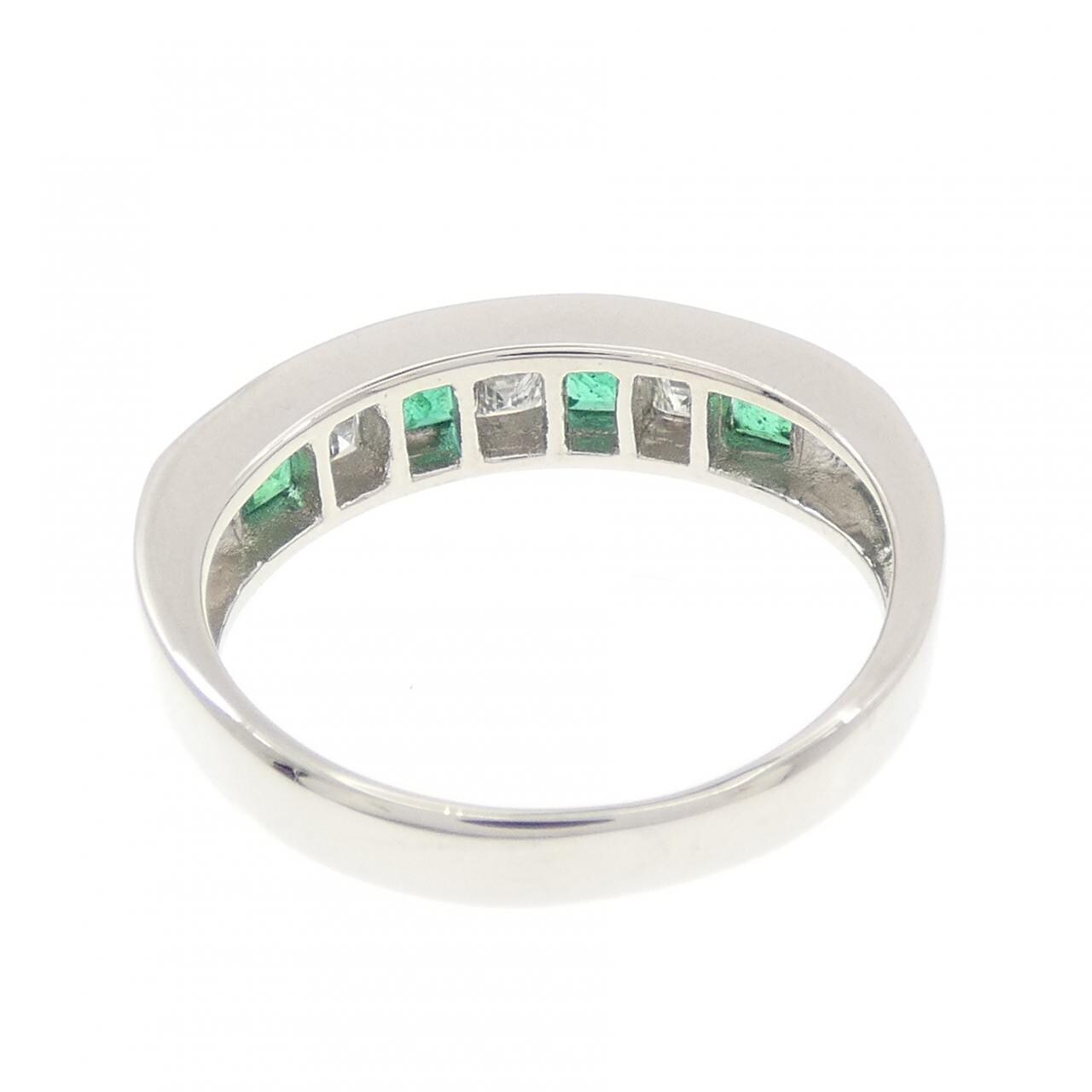 PT900 エメラルド リング 0.48CT