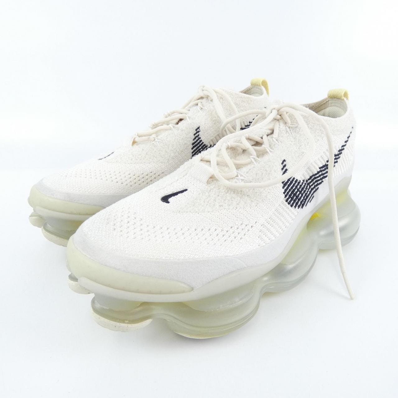 ナイキ NIKE スニーカー