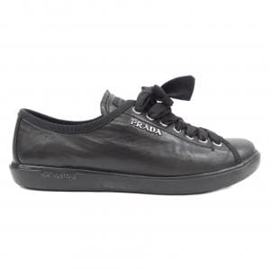 プラダ PRADA スニーカー