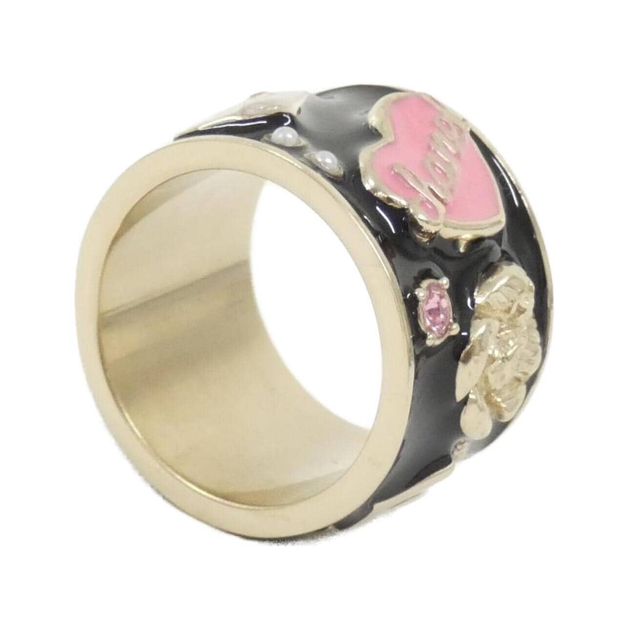 CHANEL ring