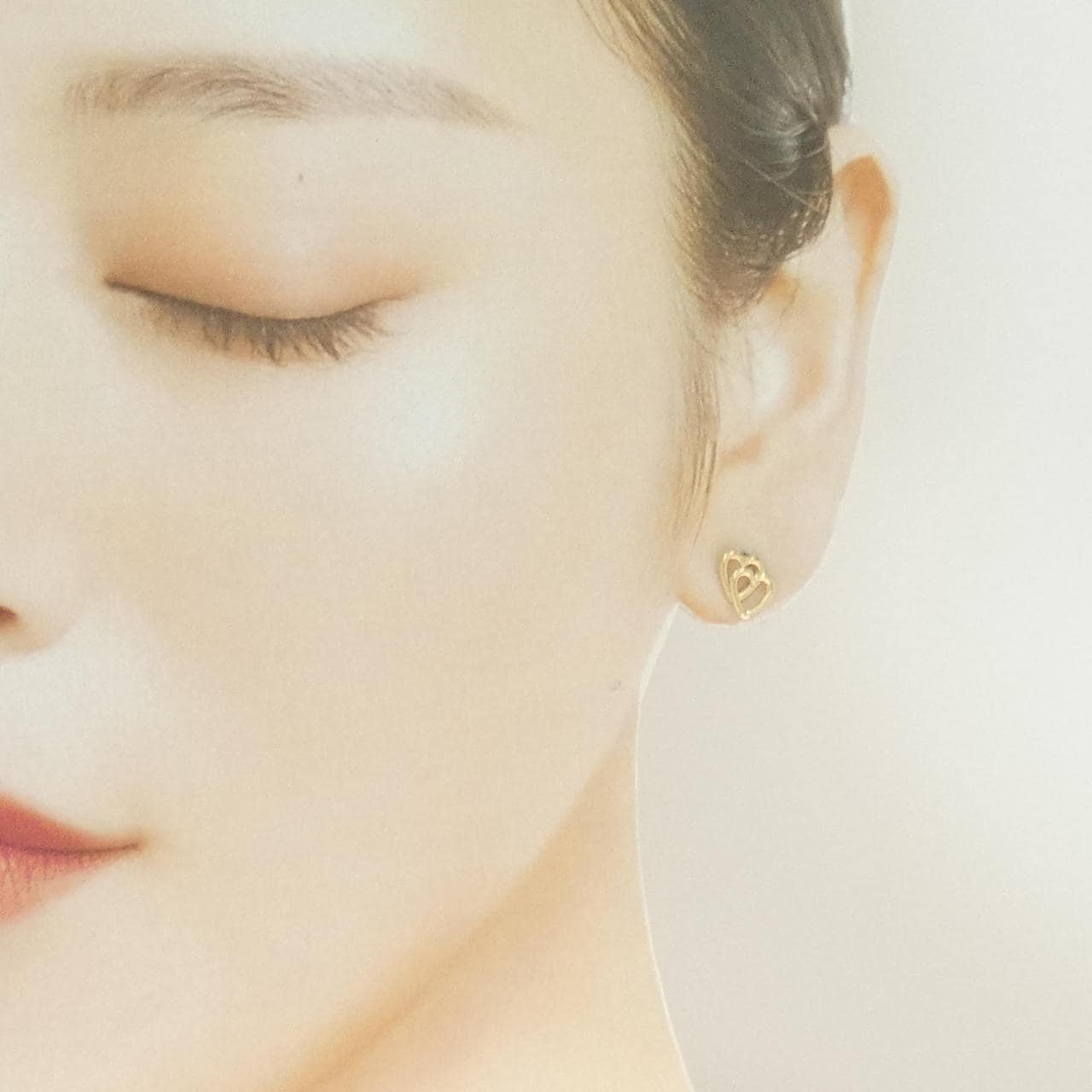 K18YG ハート ピアス
