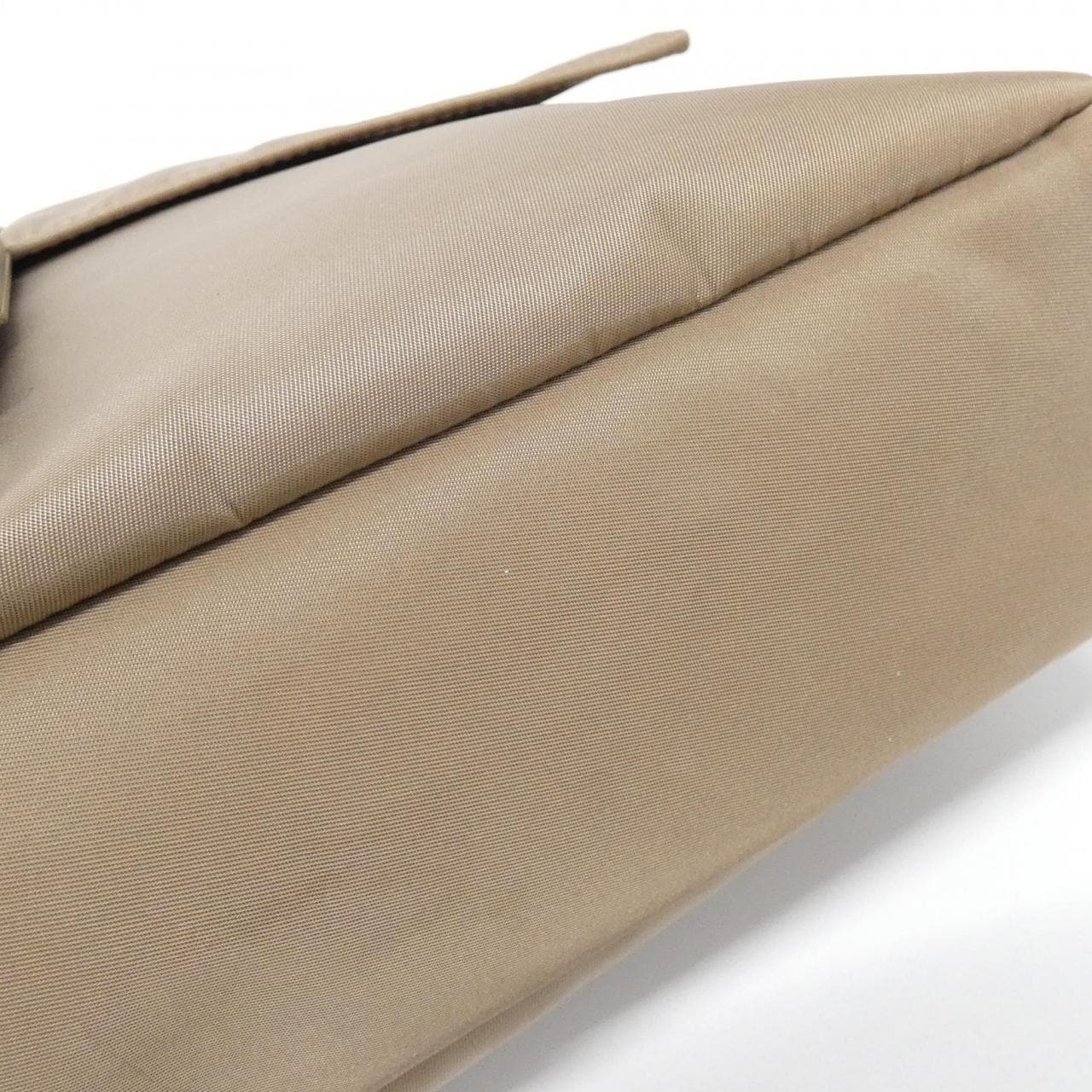 フェンディ バゲット メッセンジャー ラージ 7VA536 AG0P ショルダーバッグ