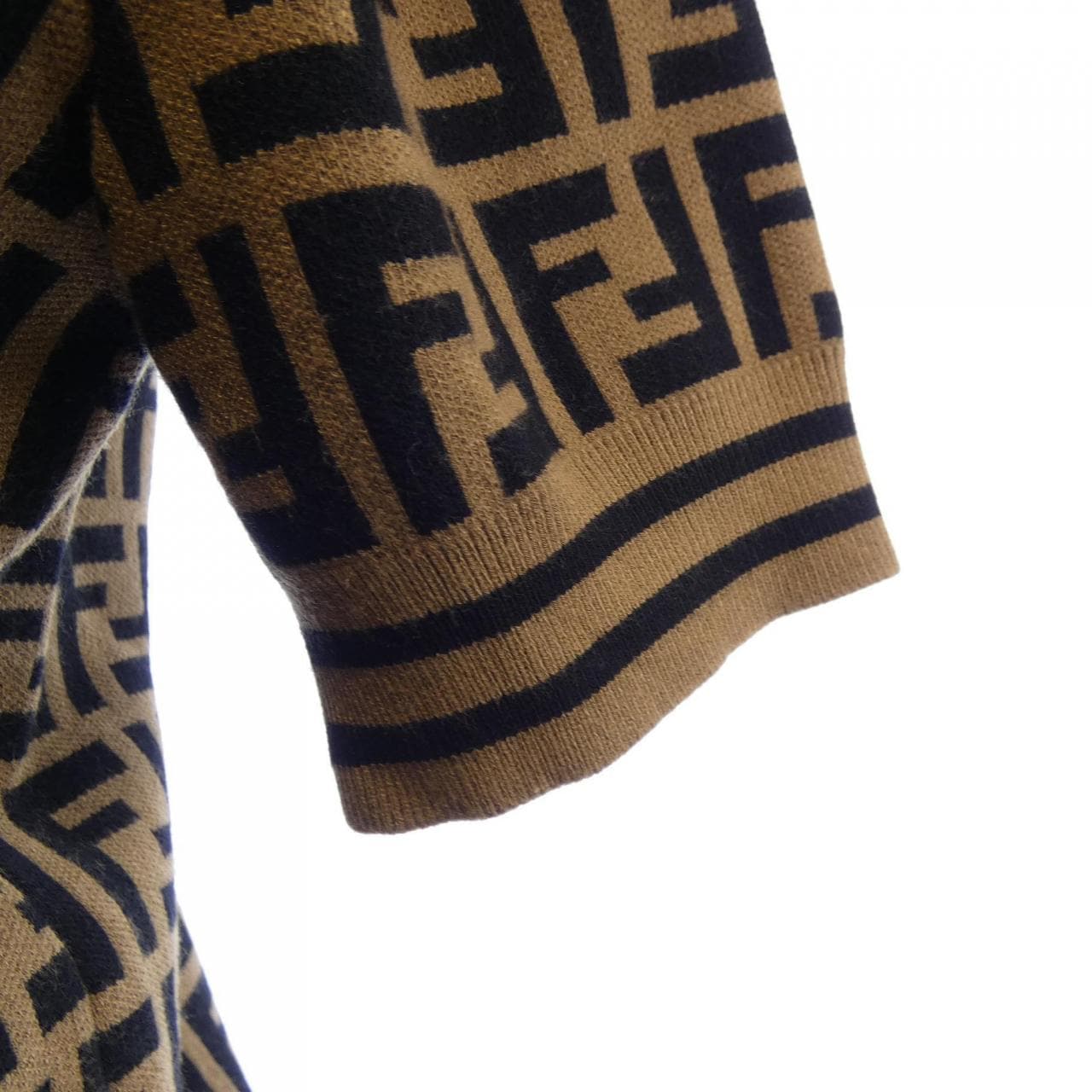 フェンディ FENDI FFモチーフ FZY702 A5QG ニット
