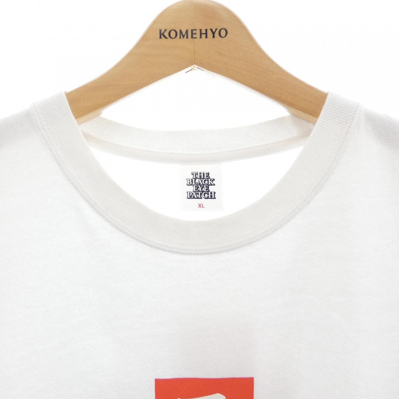 THE BLACK EYE PATCH Tシャツ