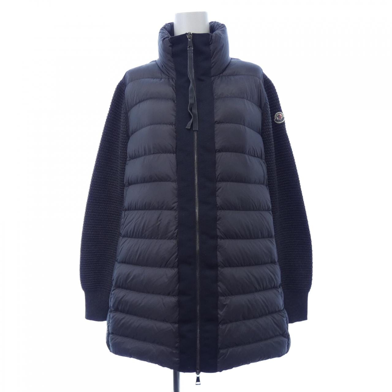 モンクレール MONCLER ダウンジャケット