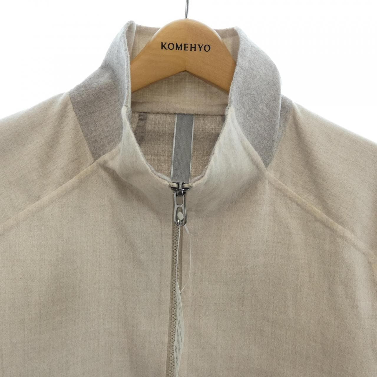 シーズ SEASE ブルゾン