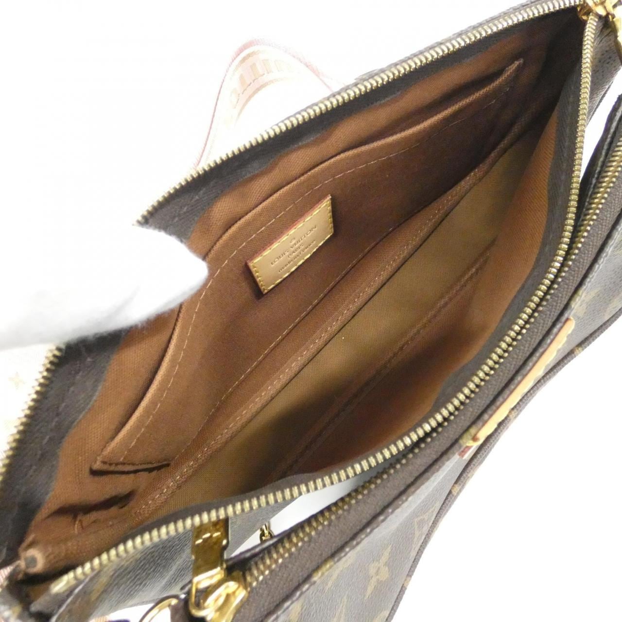 ルイヴィトン モノグラム ミュルティ ポシェット アクセソワール M44840 ショルダーバッグ