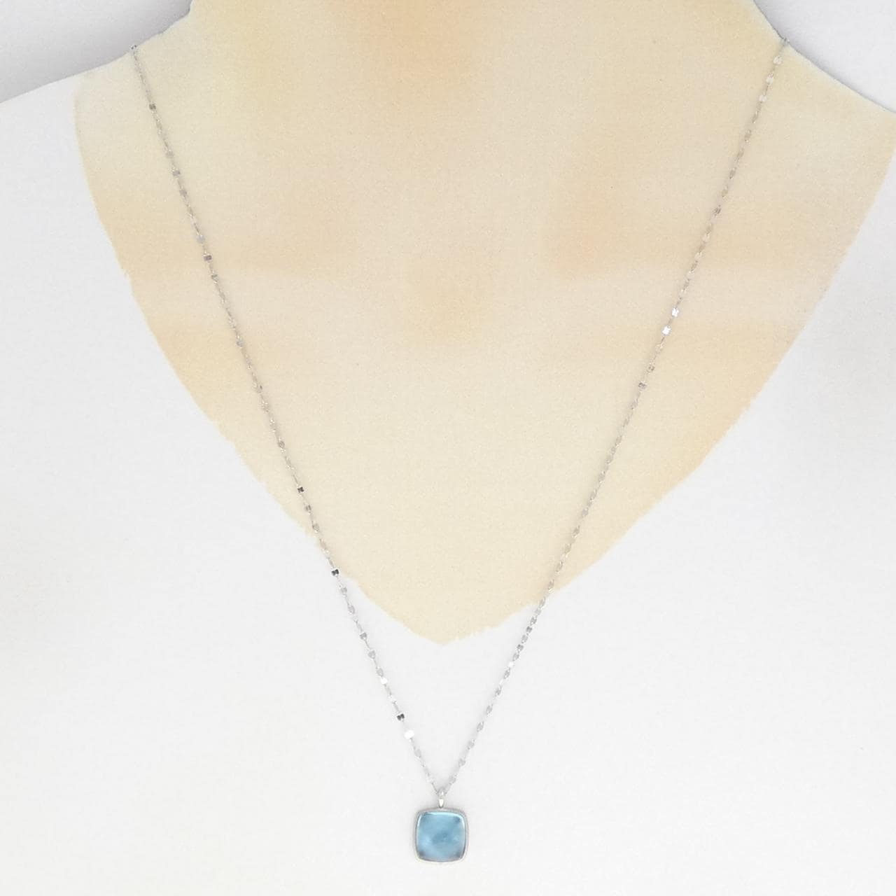PT900/Pure PT Blue Topaz Necklace 5.00CT