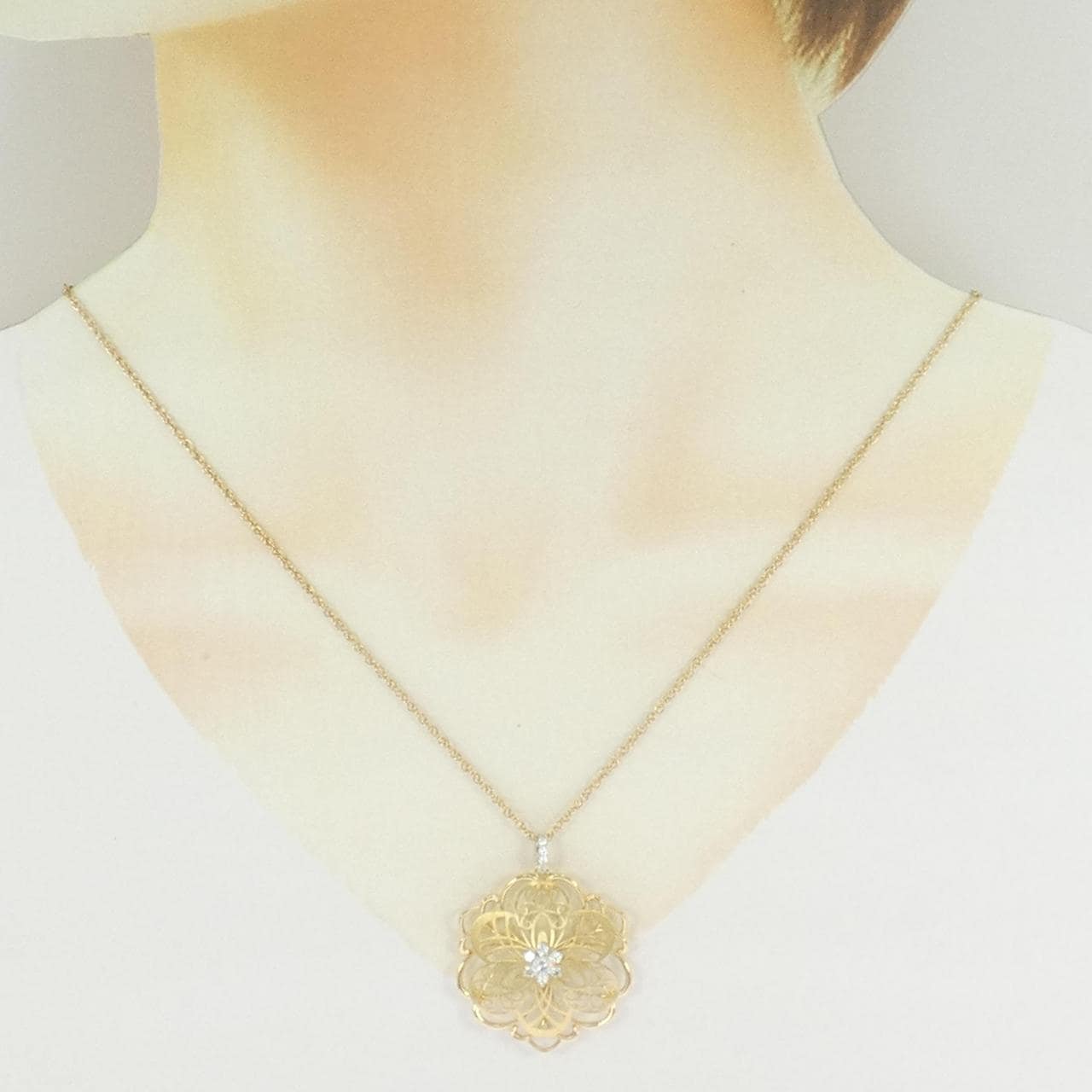 K18YG/PT900 フラワー ダイヤモンド ネックレス 0.30CT