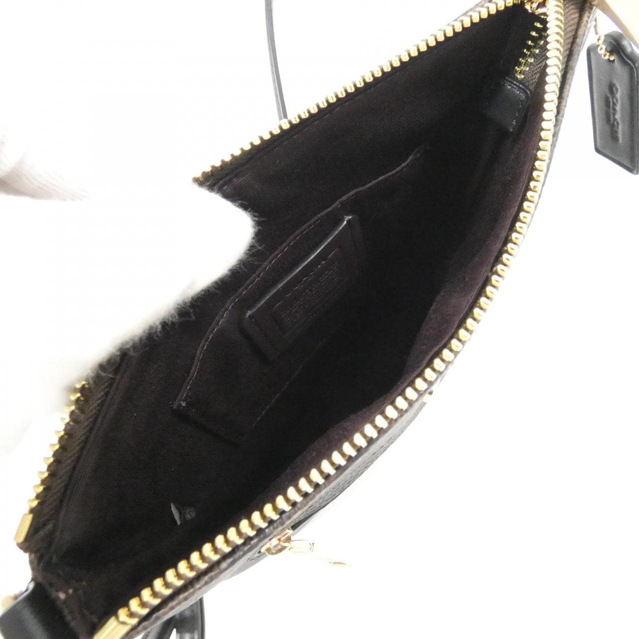 【新品】コーチ CW325 ショルダーバッグ