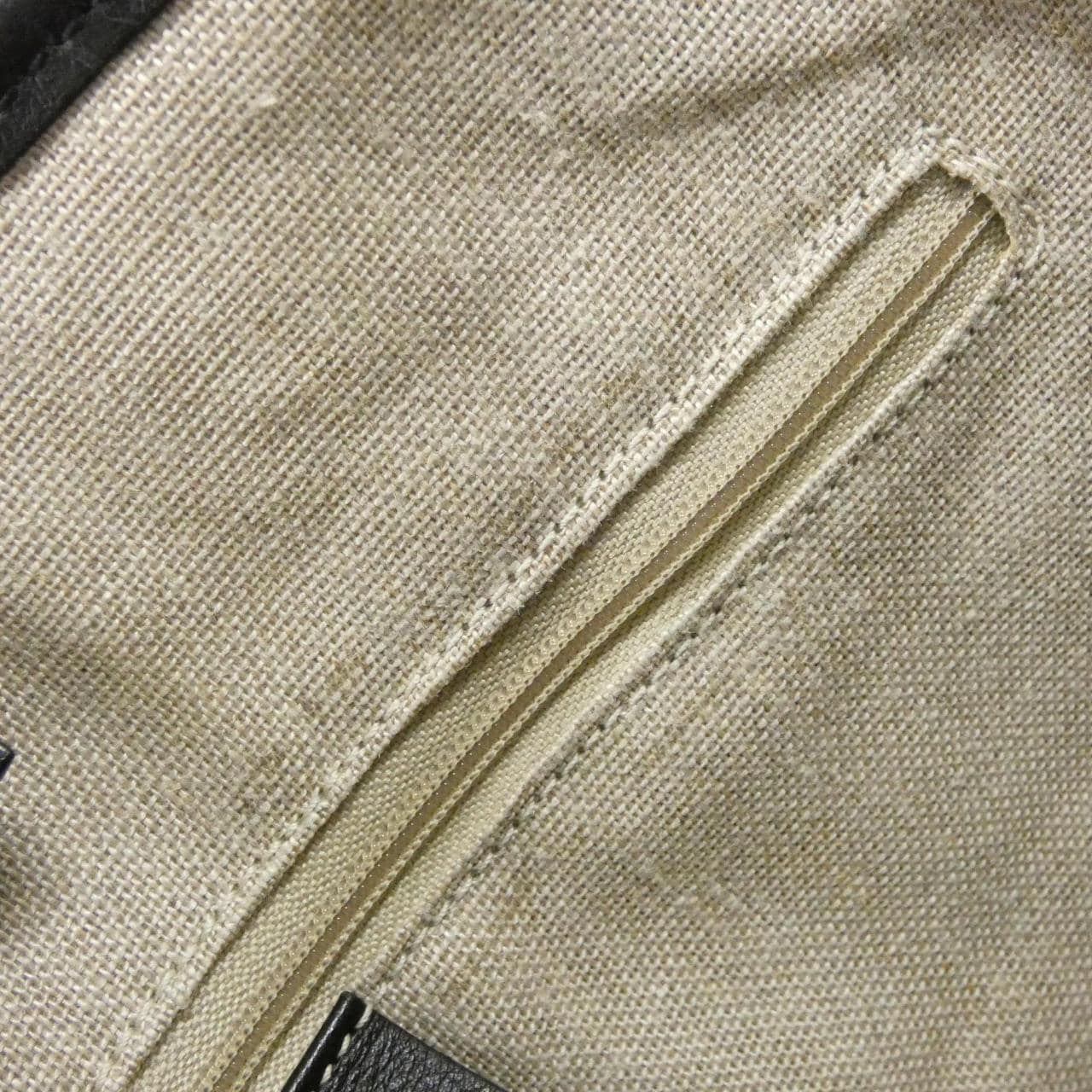 グッチ 449647 BMJ1G バッグ