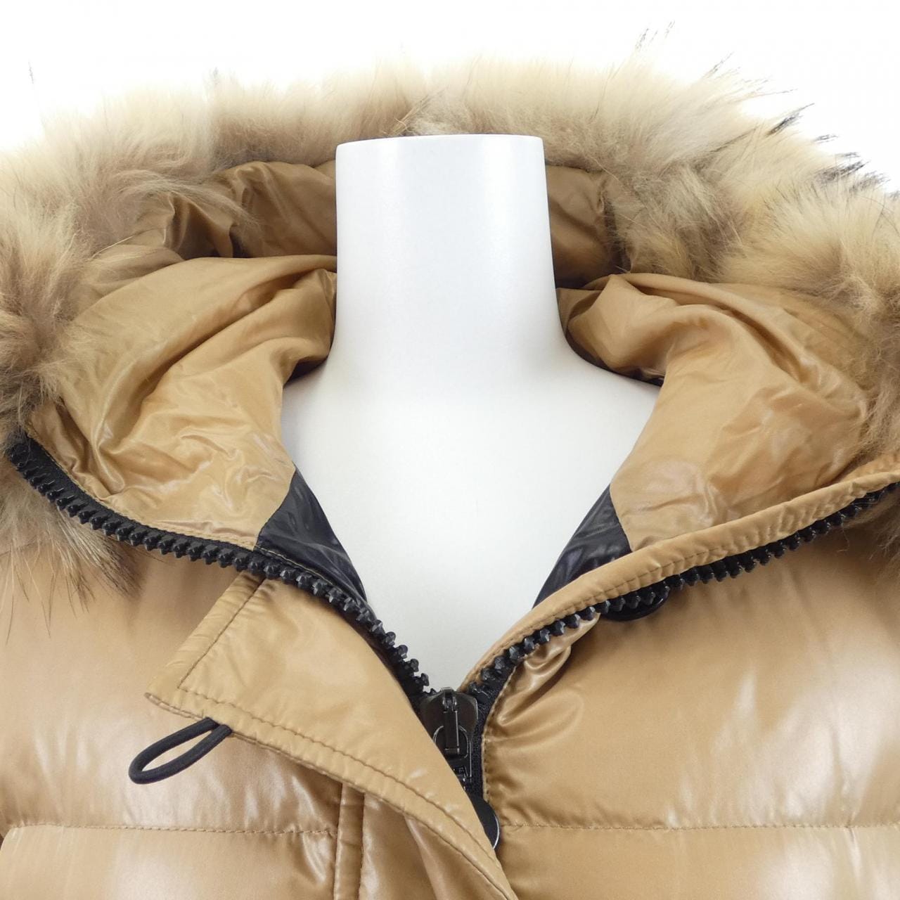 モンクレール MONCLER LUCIE ダウンコート