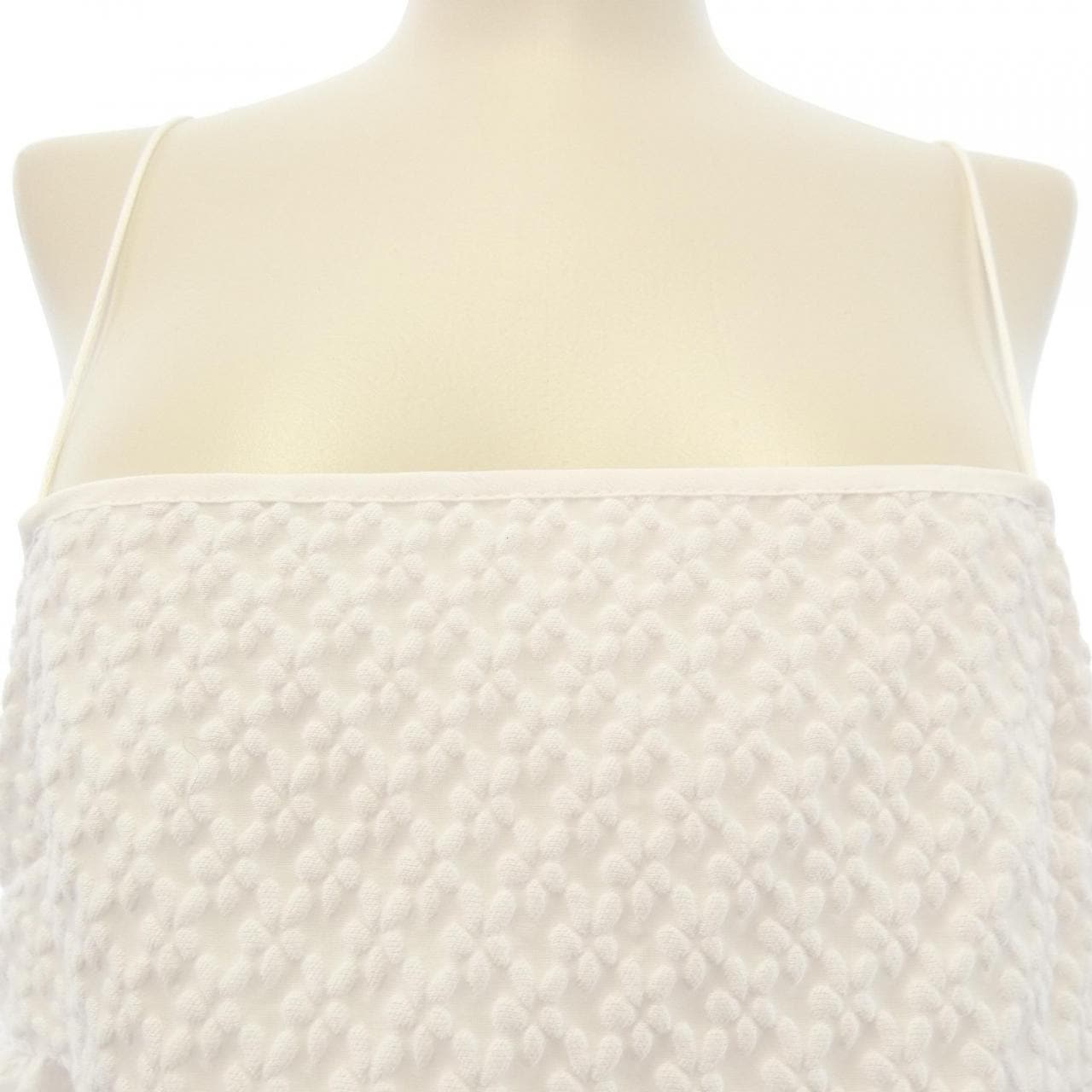 セシリーバンセン CECILIE BAHNSEN トップス