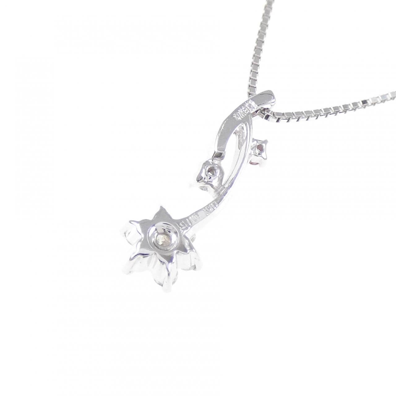 K18WG/750WG フラワー ピンクダイヤモンド ネックレス 0.01CT