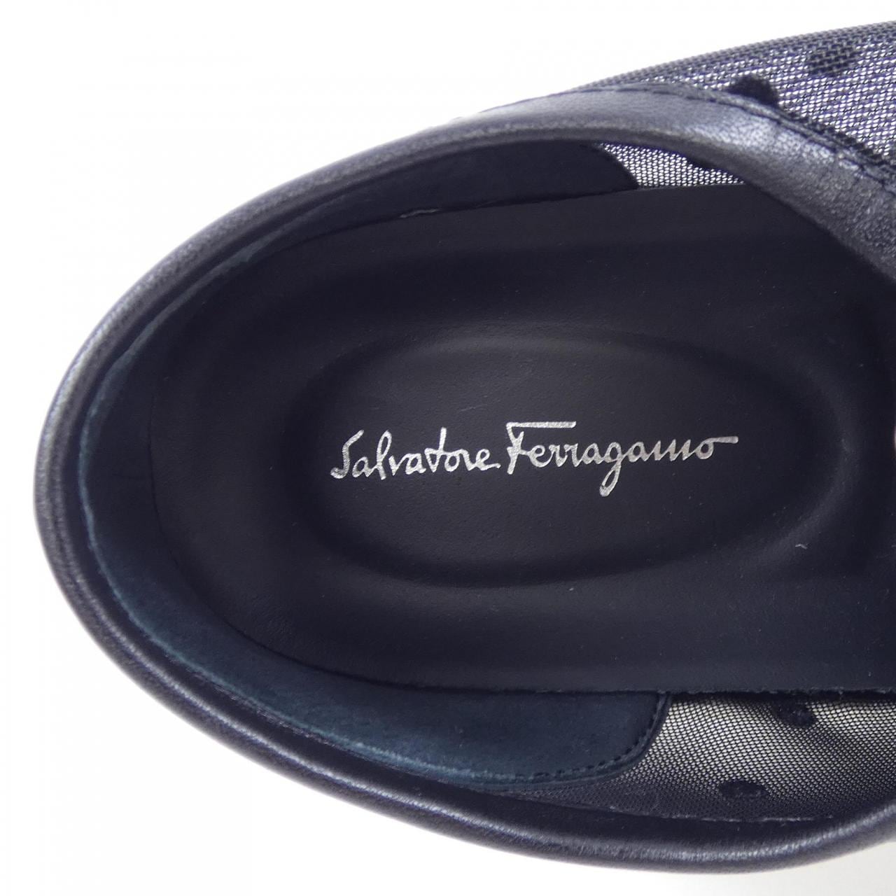 サルヴァトーレフェラガモ SALVATORE FERRAGAMO スニーカー