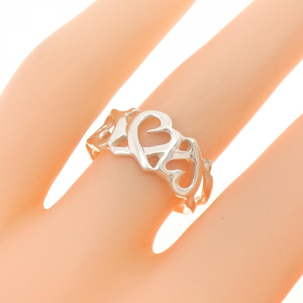 ティファニー トリプルラビングハート リング