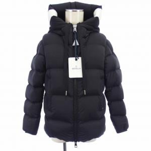 モンクレール MONCLER ダウンジャケット