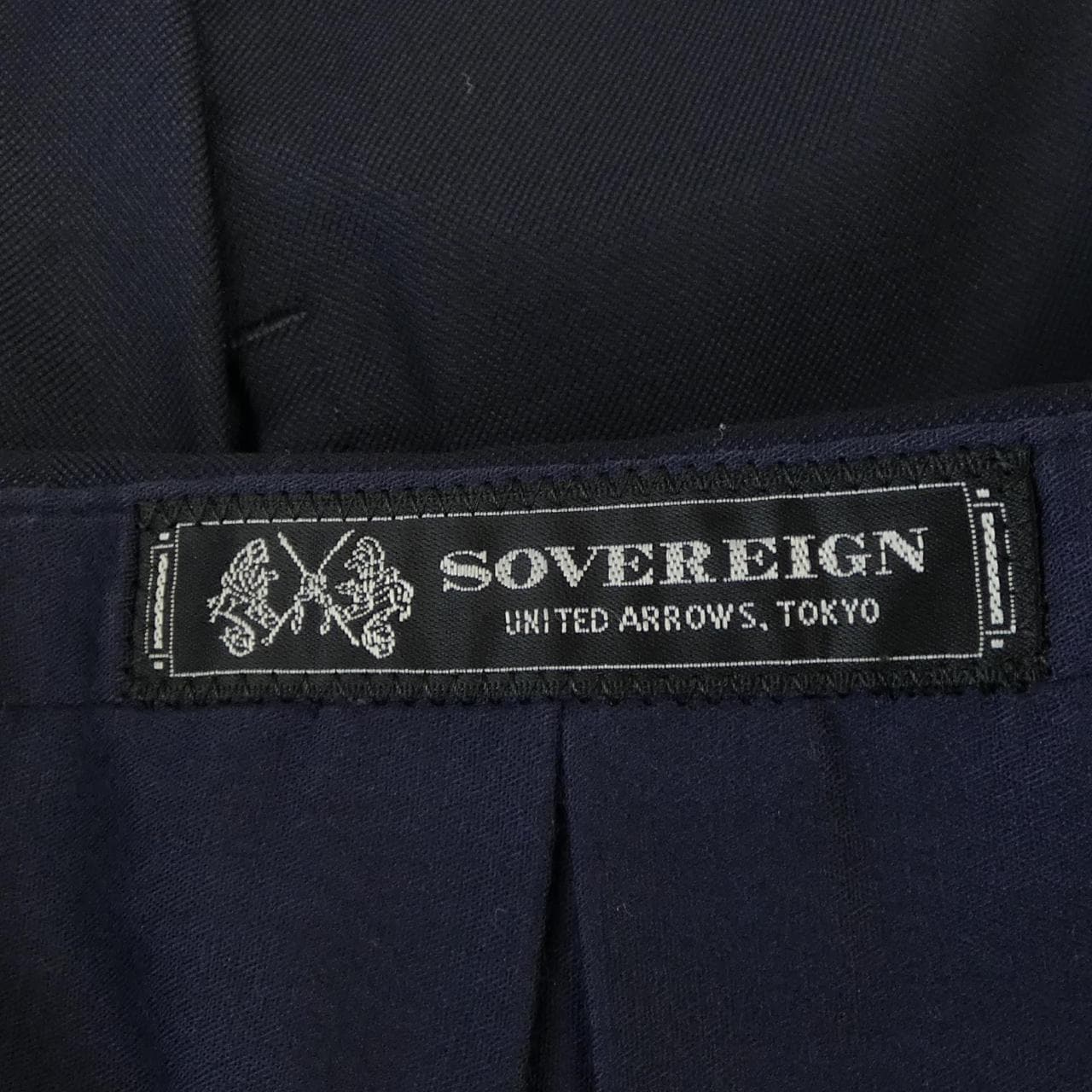 ソブリン sovereign スーツ