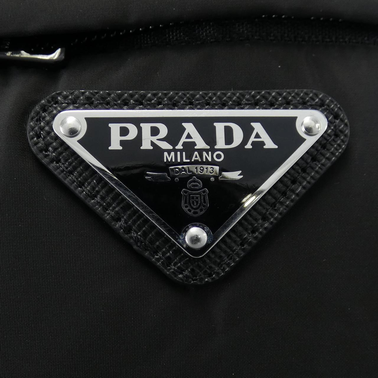 プラダ PRADA トライアングルロゴ SGN955 S191 1WQ9 ダウンジャケット