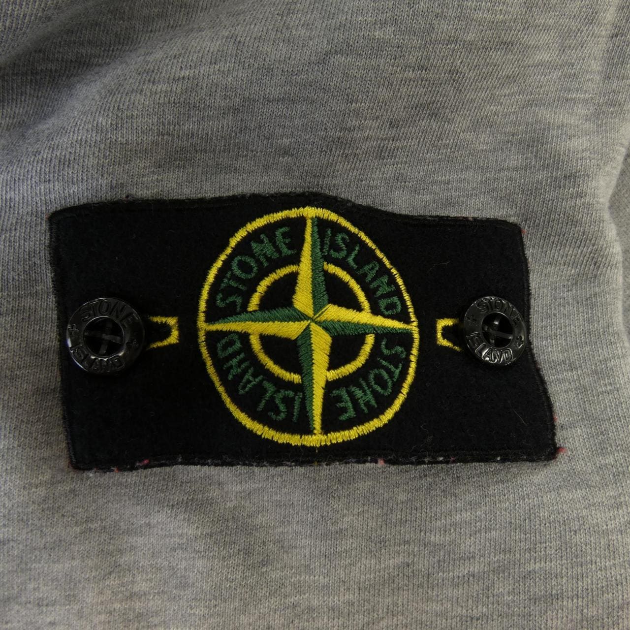 ストーンアイランド STONE ISLAND トップス