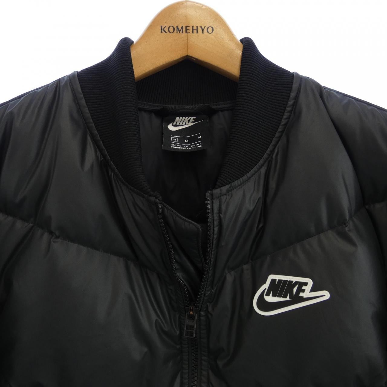 ナイキ NIKE ダウンジャケット