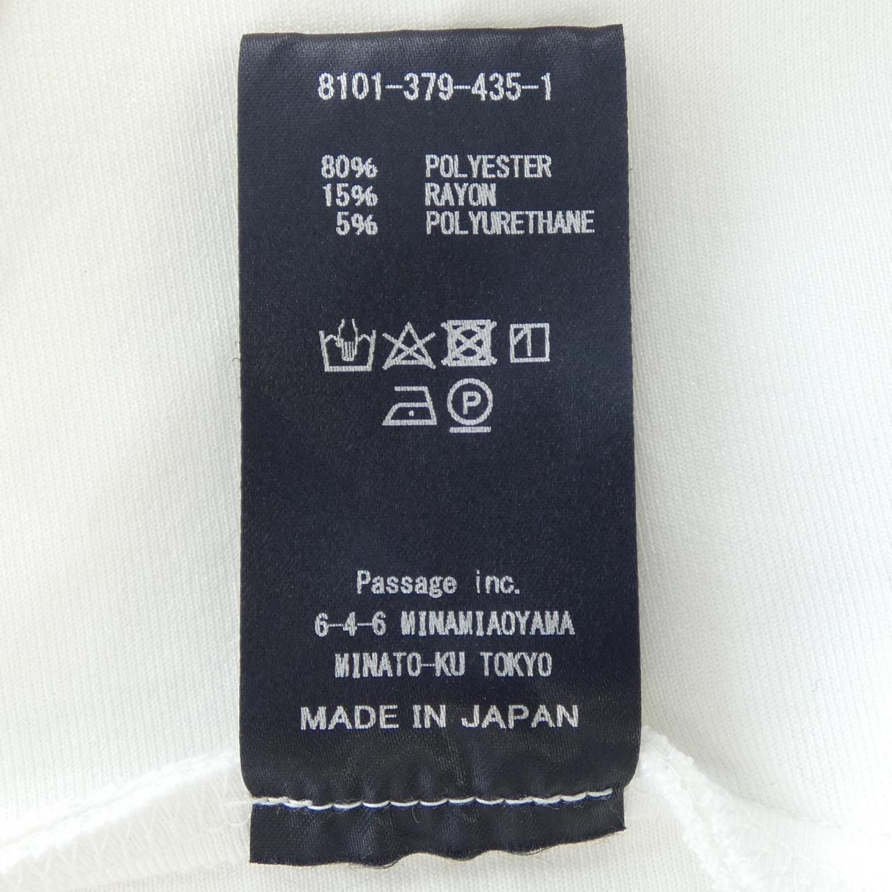 コグザビッグスモーク COGTHEBIGSMOKE トップス