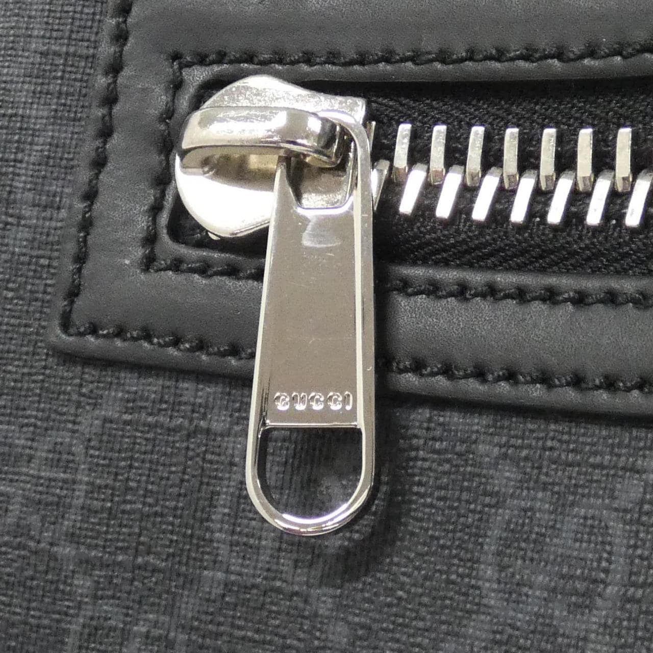 グッチ 474137 K5RLN ショルダーバッグ