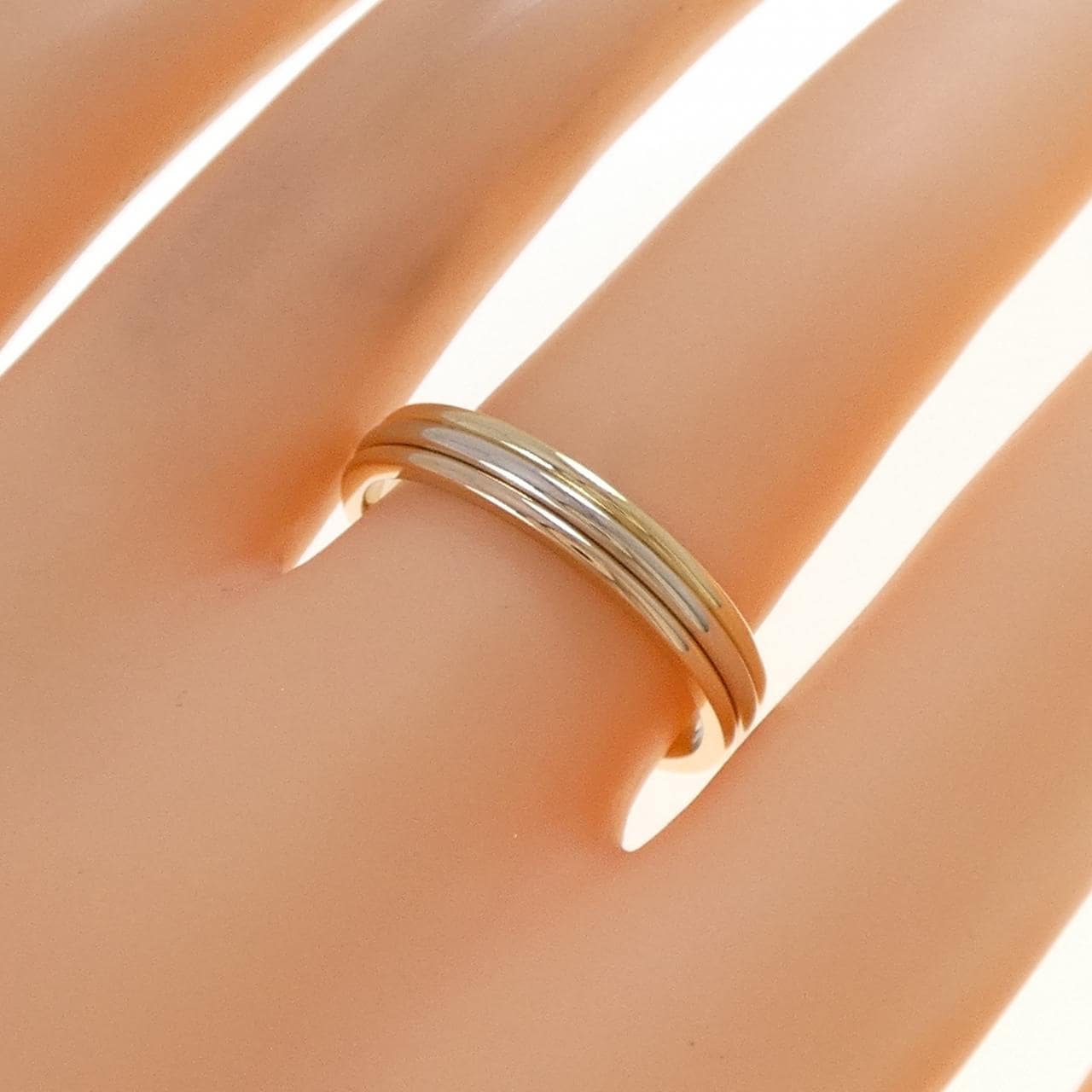 カルティエ スリーゴールドウェディング リング