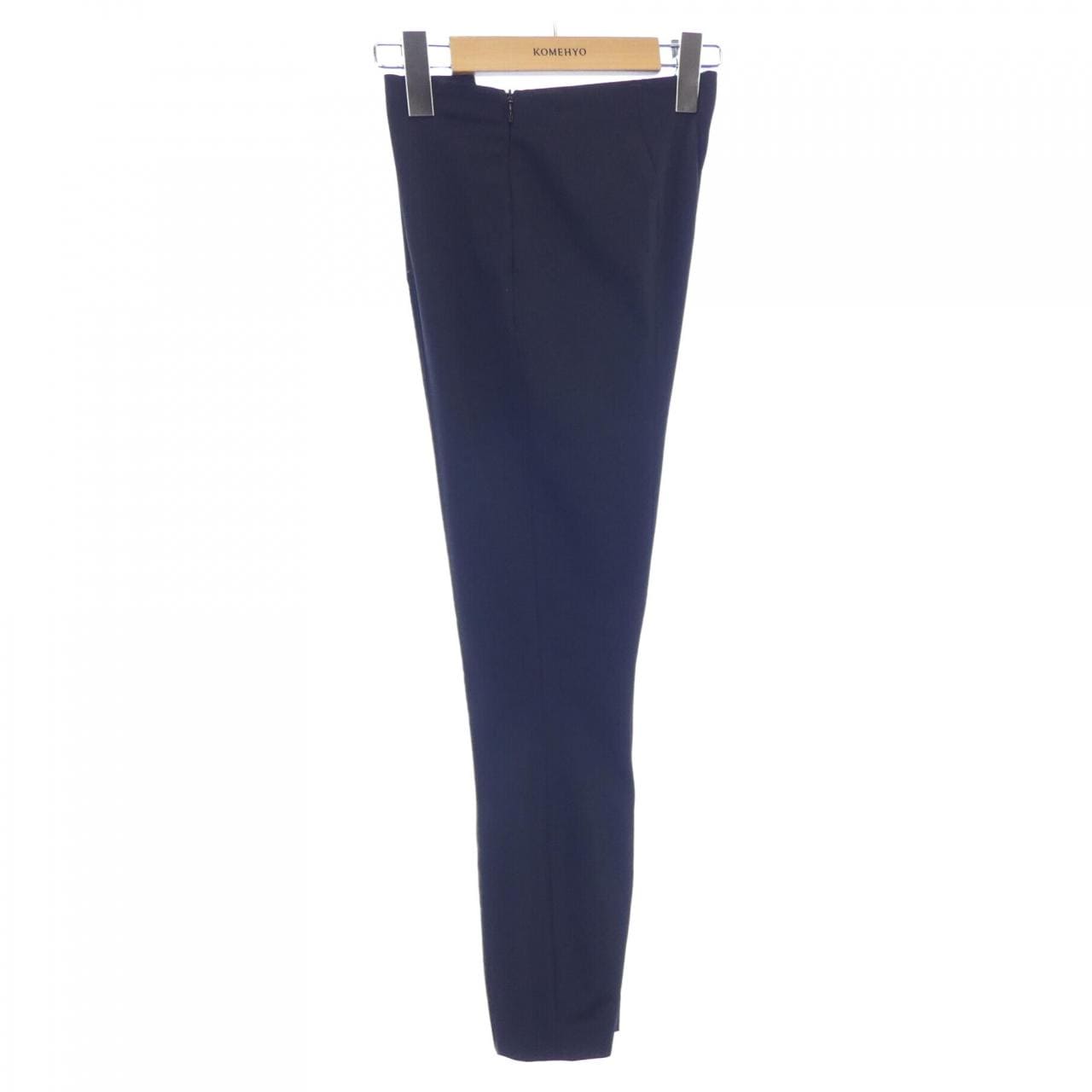 ザロウ THE ROW パンツ