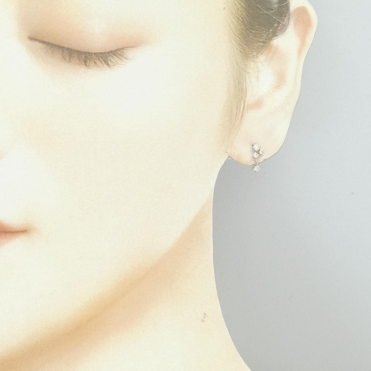 PT900 ダイヤモンド ピアス 0.24CT