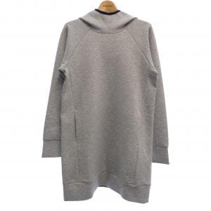 ザノースフェイス THE NORTH FACE パーカー