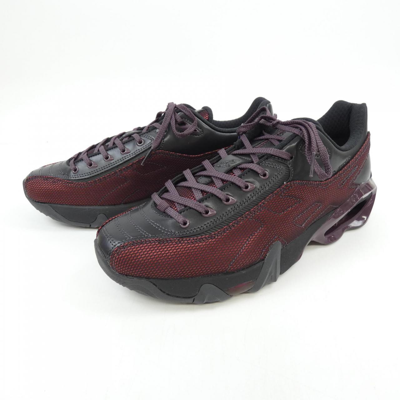 アシックス ASICS 1203A501-001 スニーカー