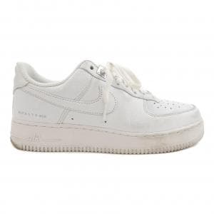 ナイキ NIKE スニーカー